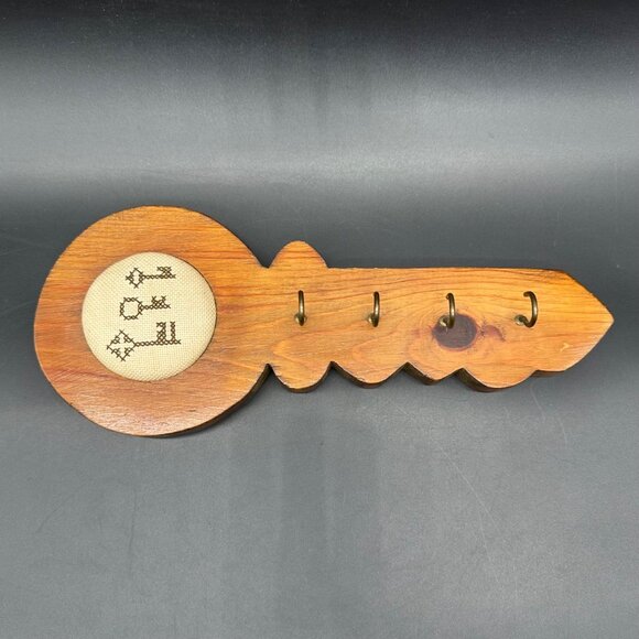 Vintage Wooden Key Holder Hooks Cross Stitch Retro Brown Wall Hanging Decor - Picture 2 of 9